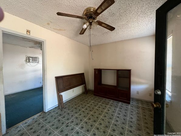 san-antonio-texas-26248137 picture