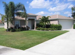 568 High Hawk Cir, Vero Beach, FL 32962