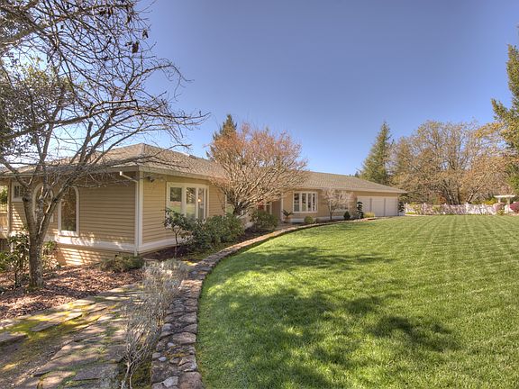 UPDATED SINGLE STORY