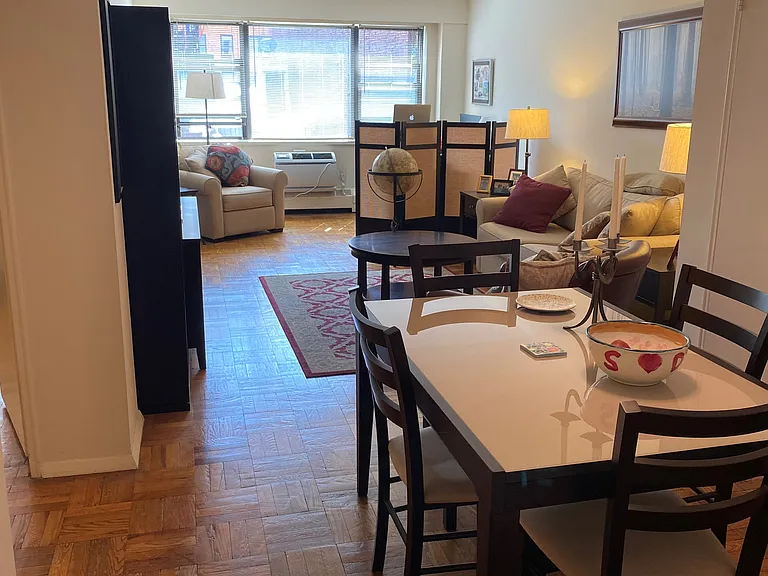 320 E 54th St #6G — Photo 2