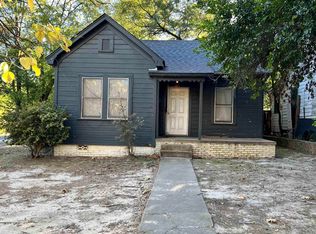 910 S Confederate Ave, Tyler, TX 75701