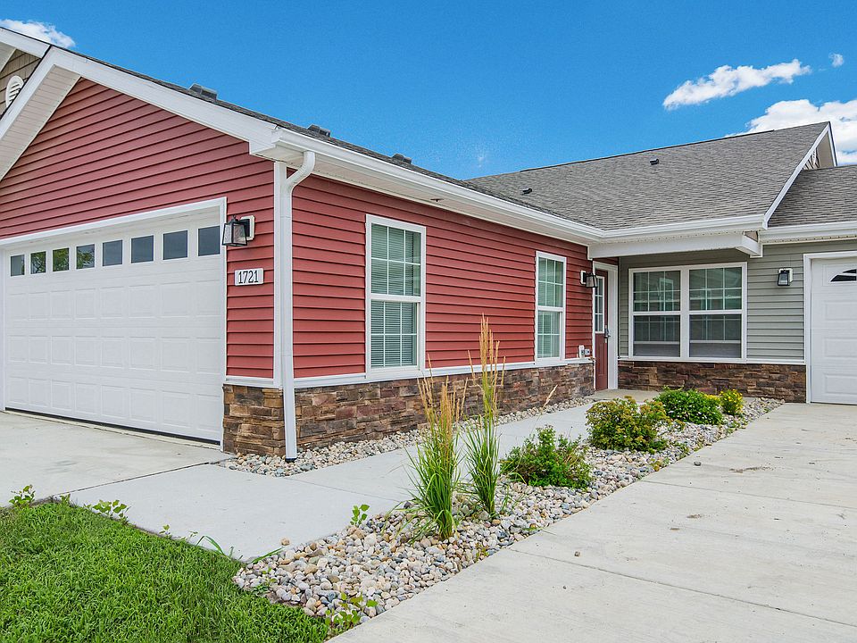 Enjoy Living in a Real Neighborhood of Apartment Homes, Complete with Attached Garages