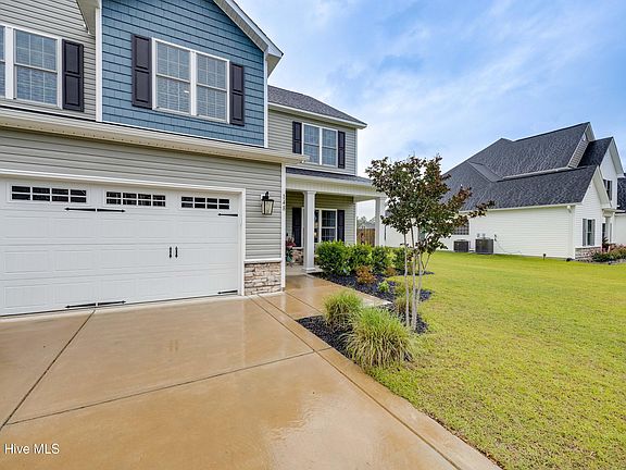 3rd image of 148 W Broughton Lane