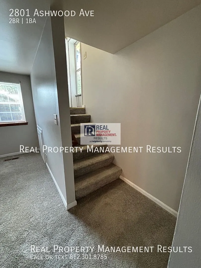 Well-Located North Side Apartment with Washer/Dryer Hook-Ups — Photo 3