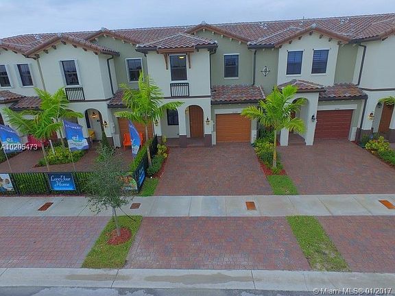 5th image of 10349 NW 89th Ter