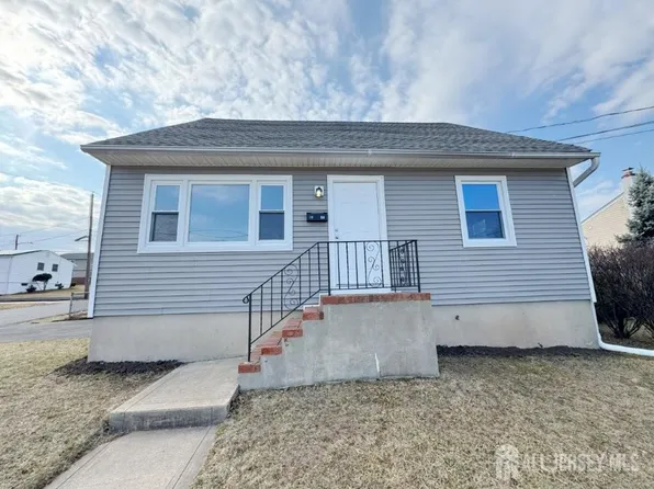 1045 Thayer Ave, Avenel, NJ 07001