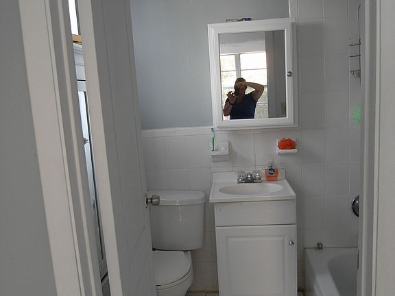 2nd image of 3101 Indian Creek Dr APT 00100