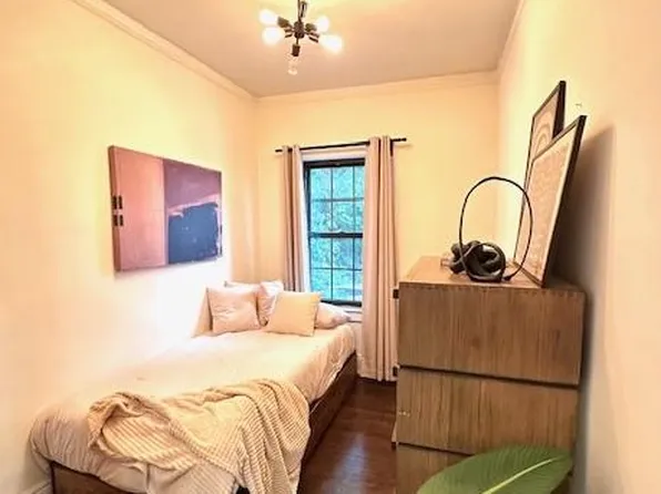 22-13 38th Street image 8 of 8