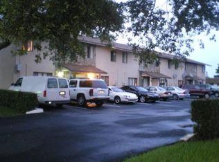 946 SW 9th St, Hallandale, FL 33009