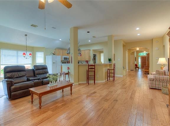2nd image of 5624 Sunny Vista Dr