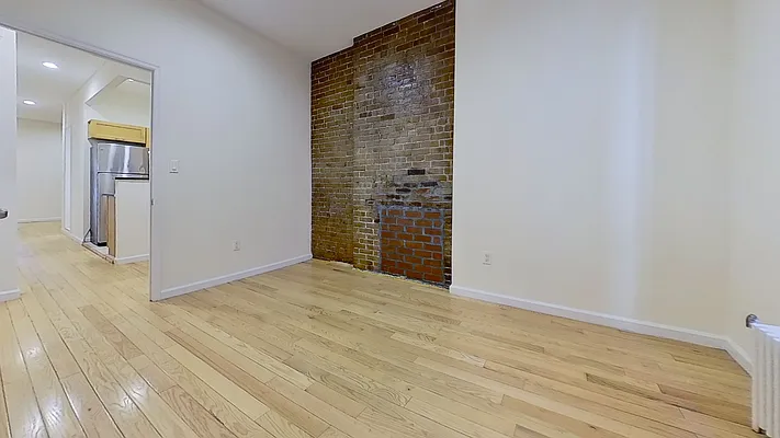 Rented by TOUR LLC | media 14