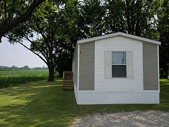 2nd image of 452 Elm St Lot 1