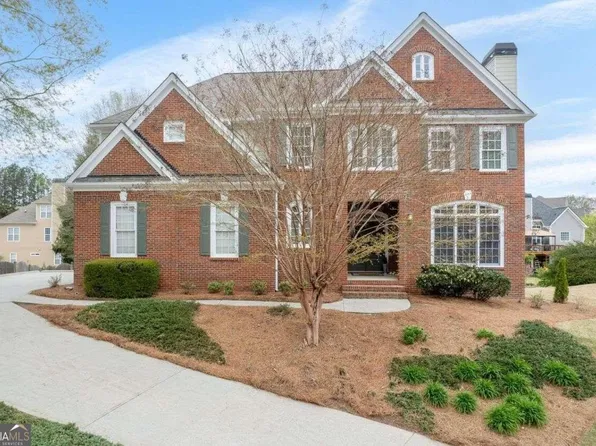 3246 Copper Creek Ln, Buford, GA 30519