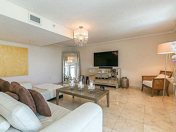 5th image of 7600 Collins Ave APT 606