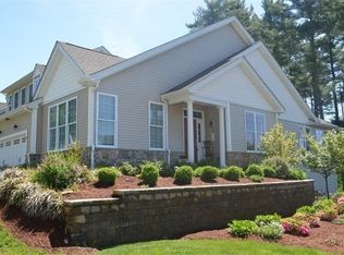 58 Pondside Dr #49, Bolton, MA 01740