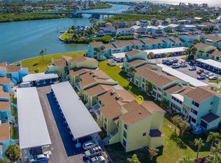 1 Windrush Blvd APT 28, Indian Rocks Beach, FL 33785