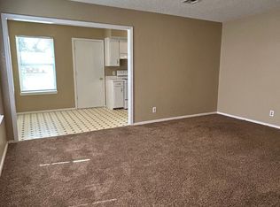 2106 W Pine Ave, Enid, OK 73703