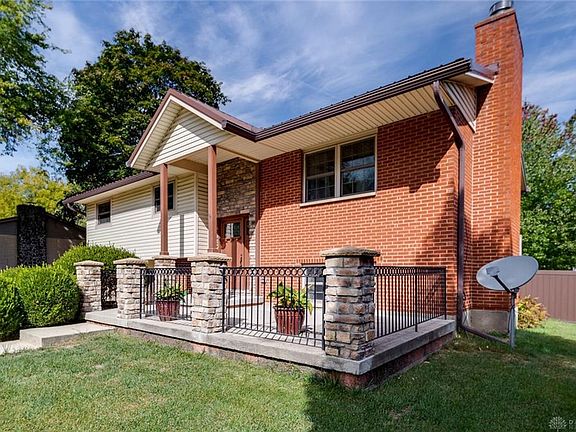 3rd image of 2726 Coldsprings Dr