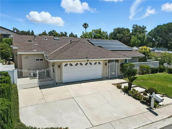 19401 Twin Hills Pl, Porter Ranch, CA 91326