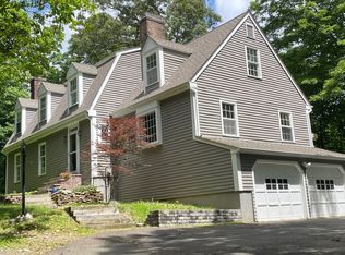 27 Mill Stone Dr, Guilford, CT 06437