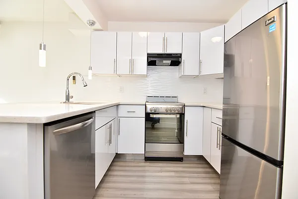 Rented by Bohemia Realty Group | media 3