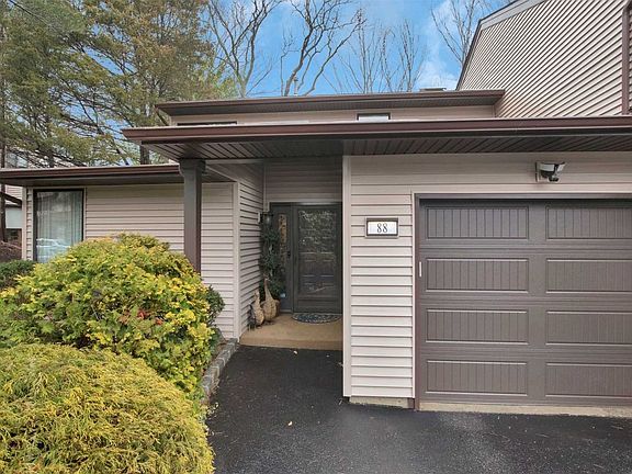 2nd image of 88 Northgate Cir