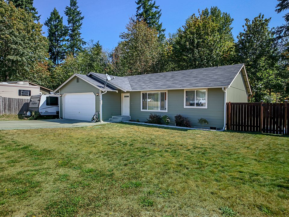1st image of 12517 223rd Ave E