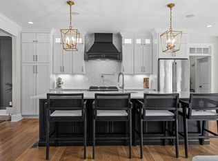 45 Rochambeau Ave, Wrentham, MA 02093