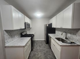 145 Main St, Ridgefield Park, NJ