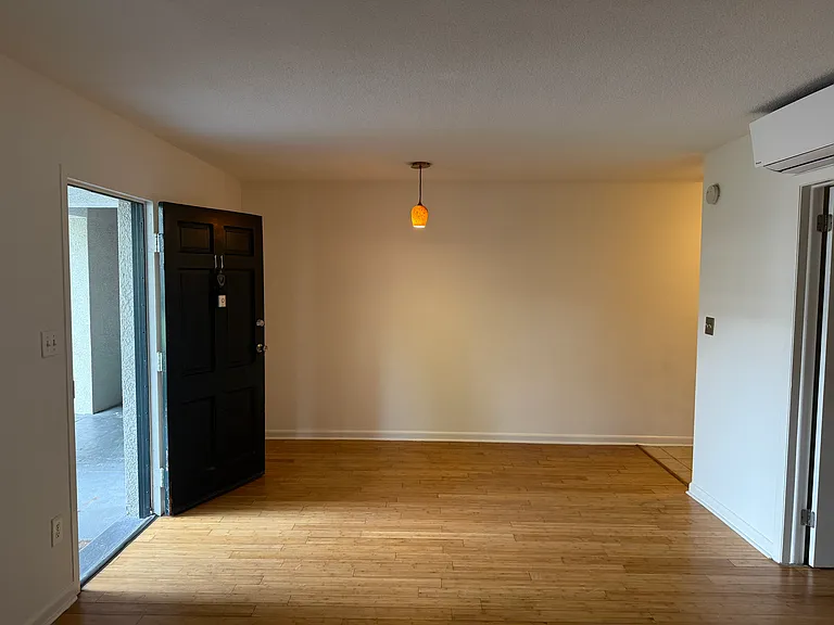 3119 W Deleon St #11 — Photo 9