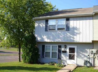 532 Colonial Dr, East Greenville, PA 18041