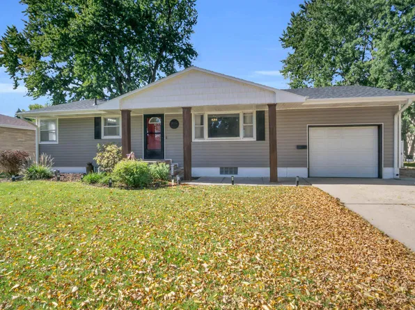 3114 F Ave, Kearney, NE 68847