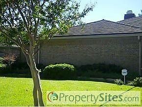 2nd image of 1406 Stonecrest Dr