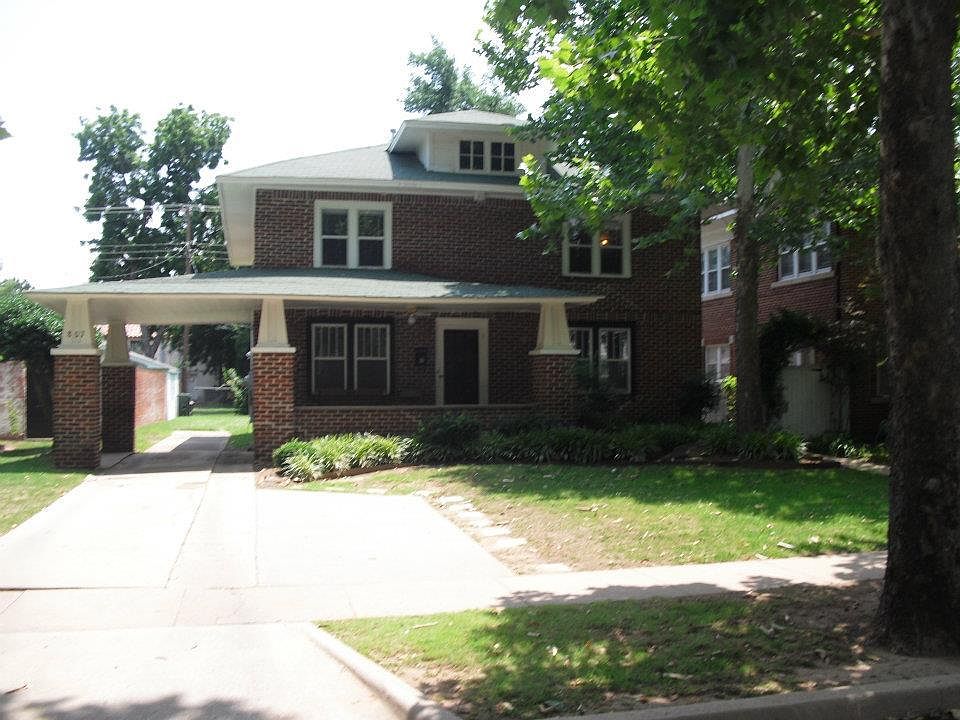 1st image of 807 College Ave