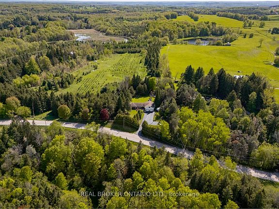 4th image of 20286 Saint Andrews Rd