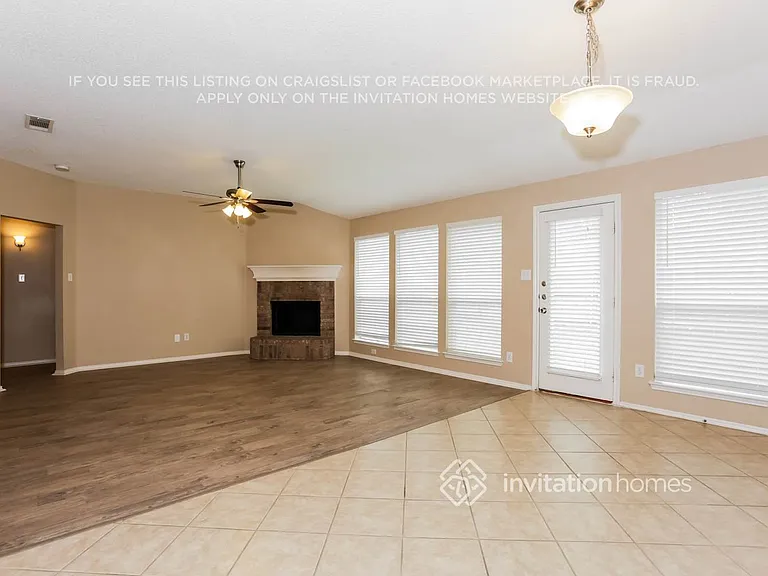 614 Saint Eric Dr — Photo 4