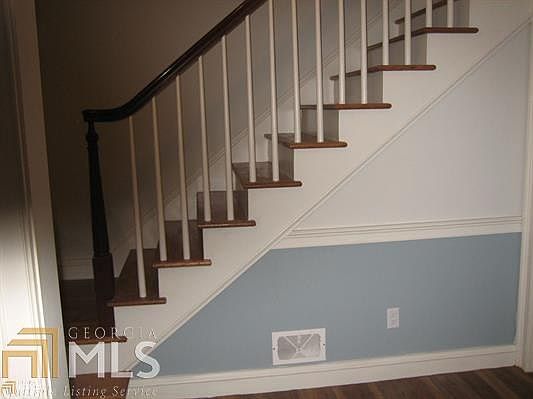 4th image of 112 Woodlawn Dr