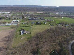 Raven Ln, Bloomsburg, PA 17815