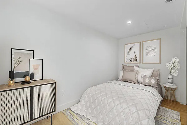 Rented by Living New York | media 4