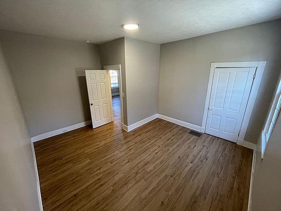 5th image of 6313 Chandler St
