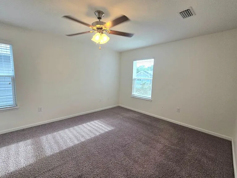 5860 Magnolia Bend Blvd — Photo 7
