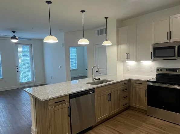 (undisclosed Address), New Braunfels, TX 78130