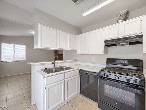 4th image of 2247 Sierra Sunrise St