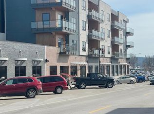 318 Grand River Ave #303, Pt Huron, MI 48060