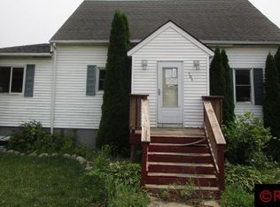304 Main St E, Vernon Center, MN 56090