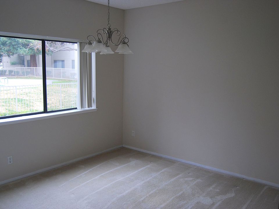 1st image of 1438 Park Entrance Dr