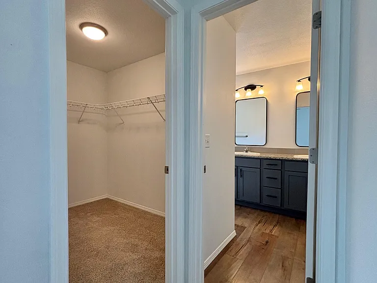 8316 N James Ct — Photo 15