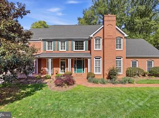 5014 Glen Park Rd, Annandale, VA 22003