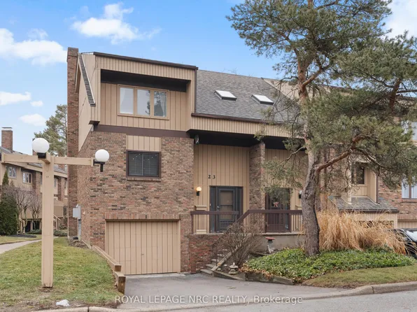 178 Scott St #23, Saint Catharines, ON L2N 6Y5