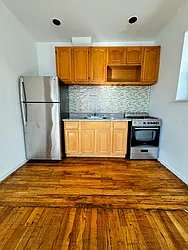 Rented by Safdie Realty Group